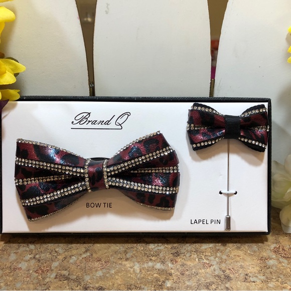 Brand Q Mens Unique Red Leapord Print Bow Tie & Lapel Pin W/Stunning Rhinestones - Picture 6 of 8